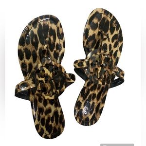 NWOB Tory Burch Miller Printed Leopard Patent Leather Thong Sandals 6